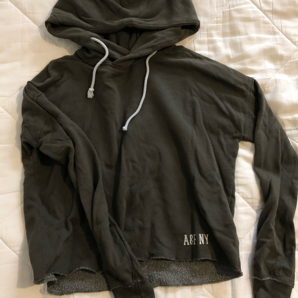 Cute and comfy A&F hoodie